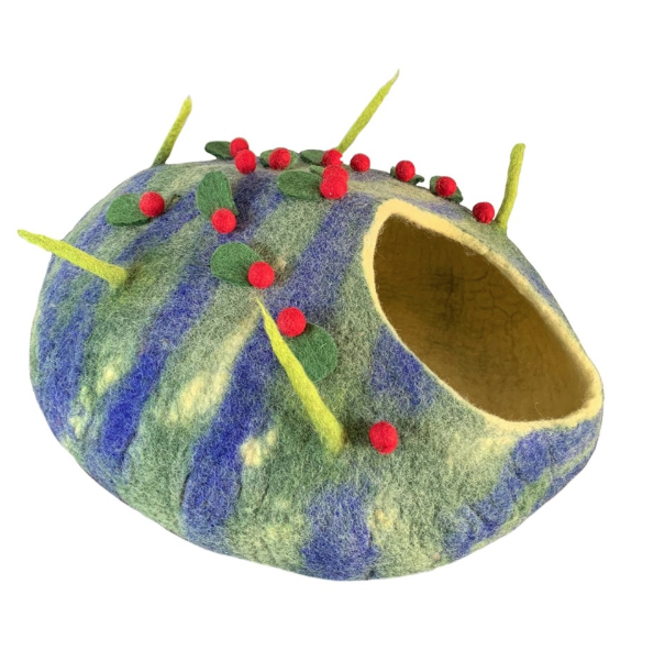 Berries Felt Cat Cave