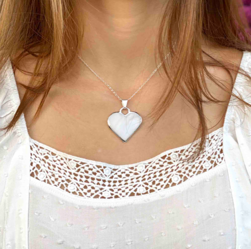 Corazon Blanco White Heart Pendant with Chain