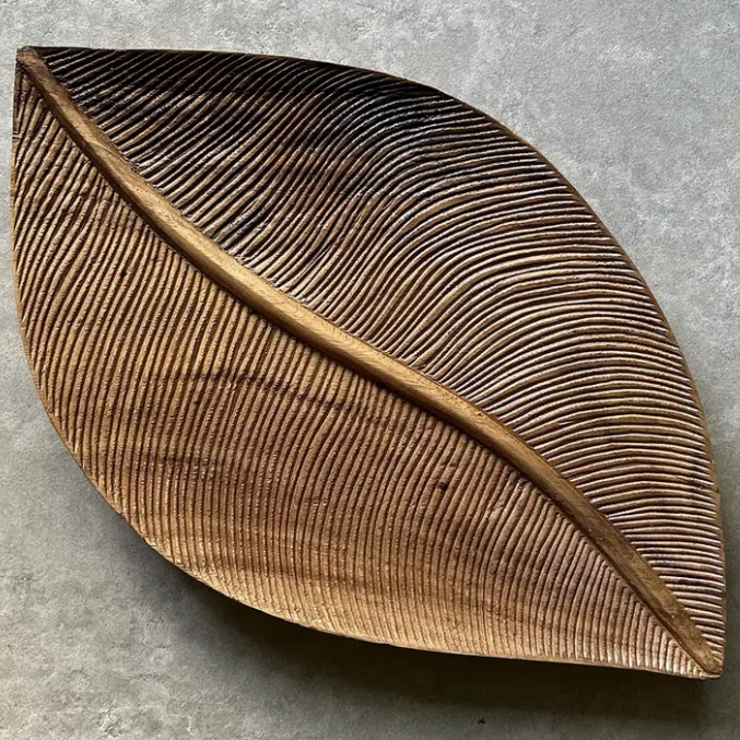 Leaf Suar Wood Tray 15"x9"
