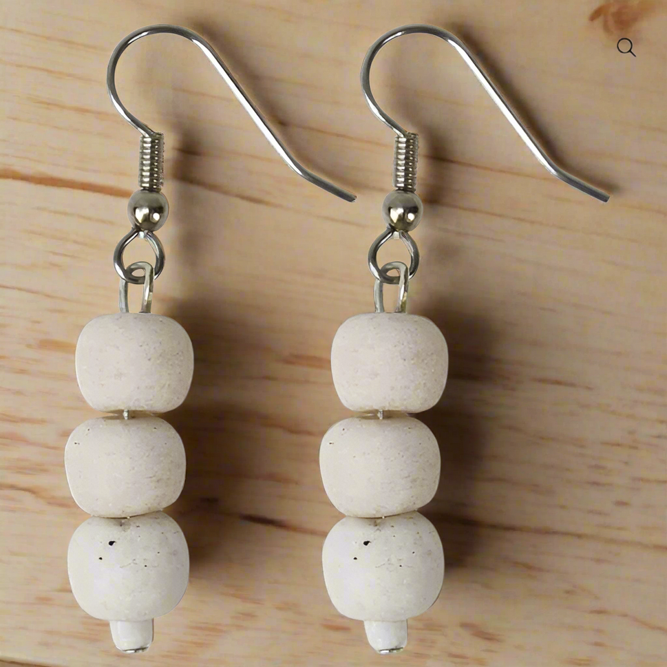 SALE Pearls Earrings White