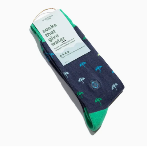 Socks That Give Water (Navy Umbrellas)