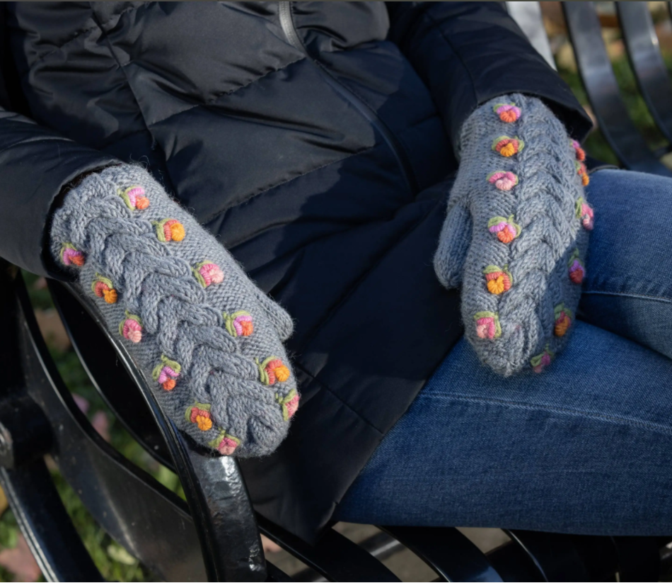 Ingrid Mittens - Grey