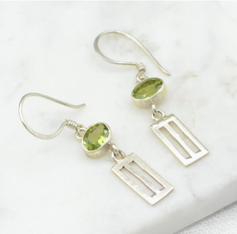 Core Silver Earrings Green Peridot