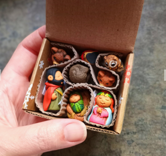 Woodsy Petite Nativity Set - 9 Piece