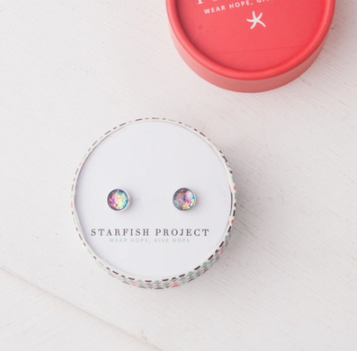 Lora Lavender & Silver Studs