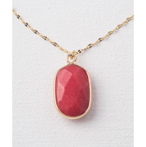 Berry & Bright Necklace in Crimson