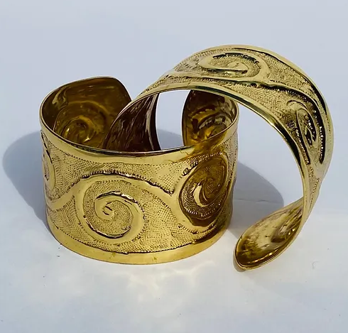 Khmer Style Round Bombshell Cuff Bracelet