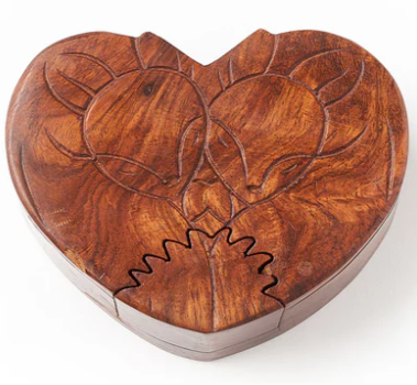 Puzzle Box Foxes In Love