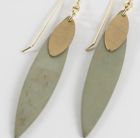Delicate Edge Earrings