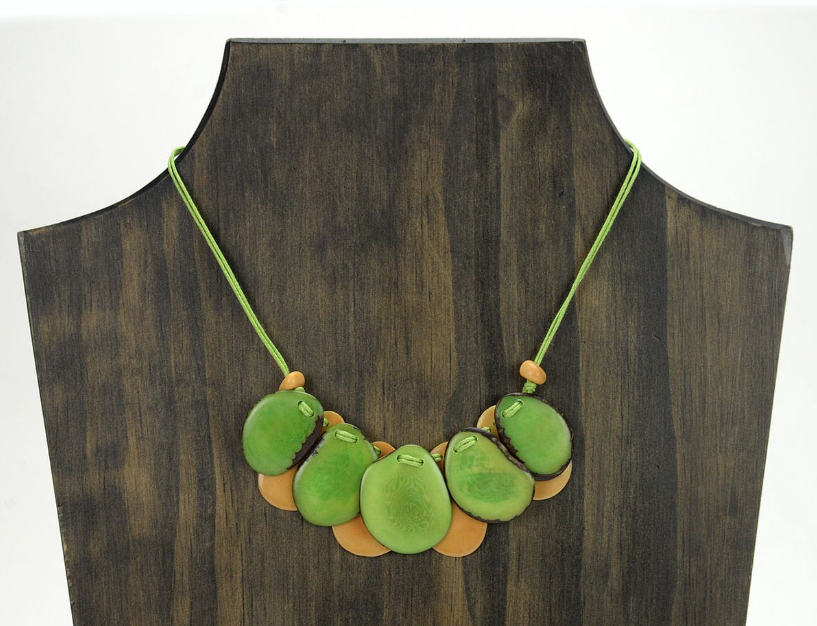 Nine Slice Necklace Lime/Tan