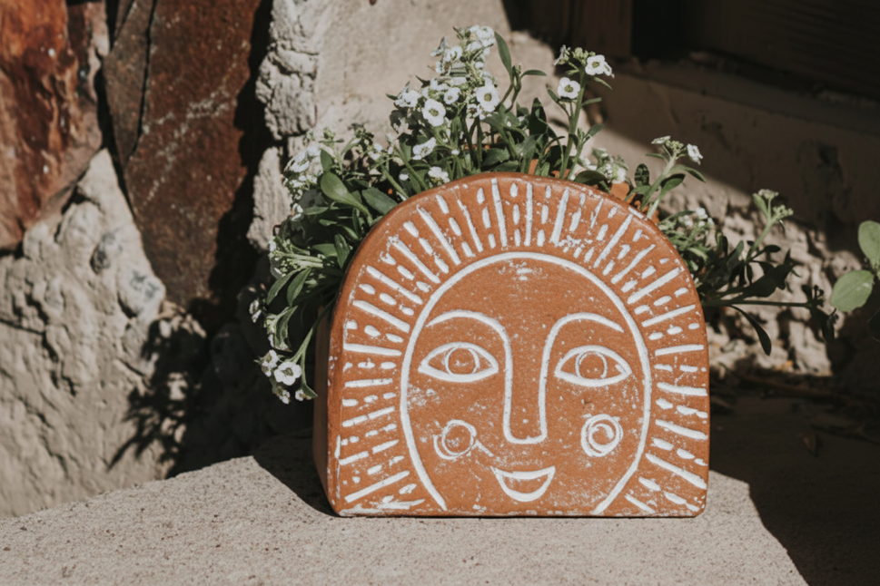 Vasanta Terracotta Planter Sunrise 4.5"W