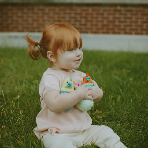 Hatching-Chick-Rattle-Turquoise-child