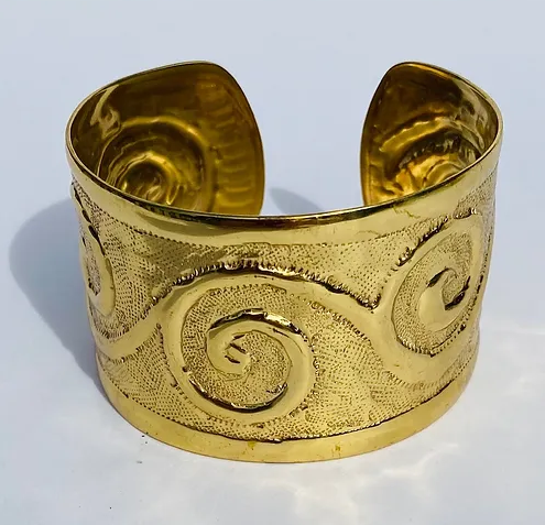 Khmer Style Round Bombshell Cuff Bracelet