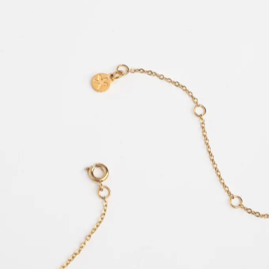 Root of Love necklace clasp detail photo