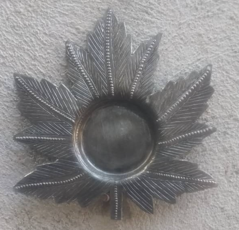 SALE Metal Tealight Plate Maple Leaf