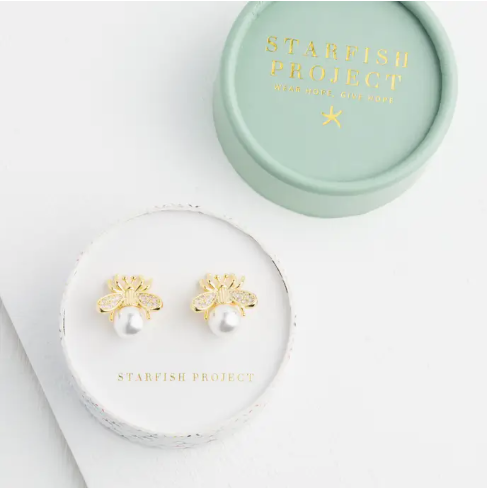 Queen Bee Pearl Earrings