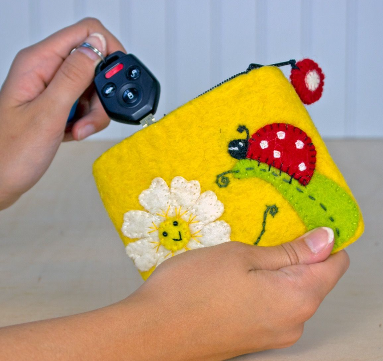 Coin Purse Daisy Ladybug