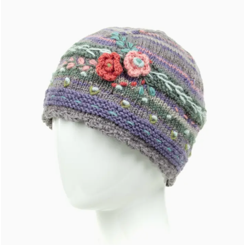 Lassen - Women's Wool Knit Beanie
