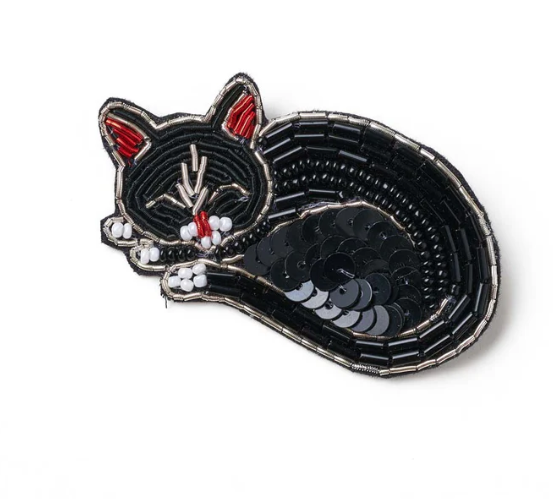 Bala Mani Beaded Sleeping Cat Brooch Pin